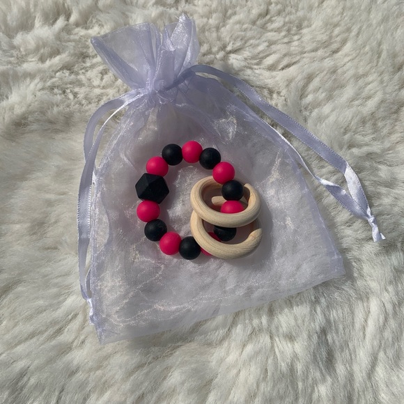 Baby Rattel - Picture 3 of 3